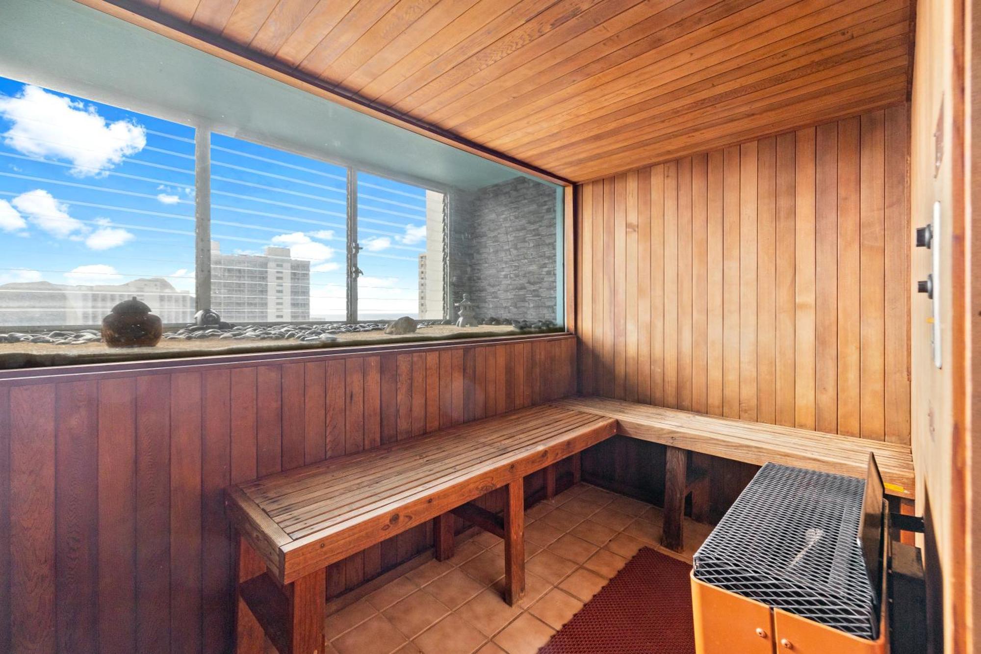 Steps To Waikiki Beach! Newly Renovated With 75" Tv Honolulu Exterior foto