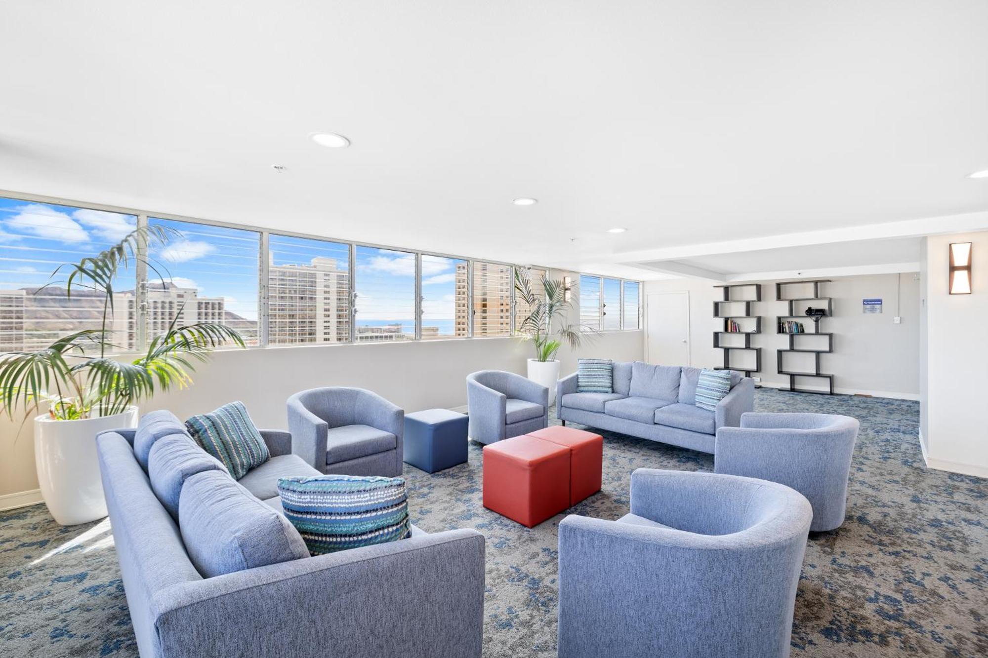 Steps To Waikiki Beach! Newly Renovated With 75" Tv Honolulu Exterior foto