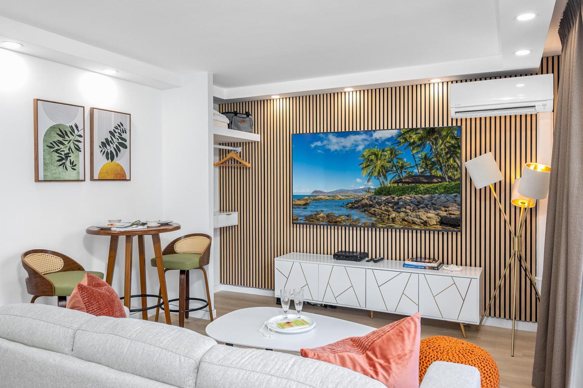 Steps To Waikiki Beach! Newly Renovated With 75" Tv Honolulu Exterior foto