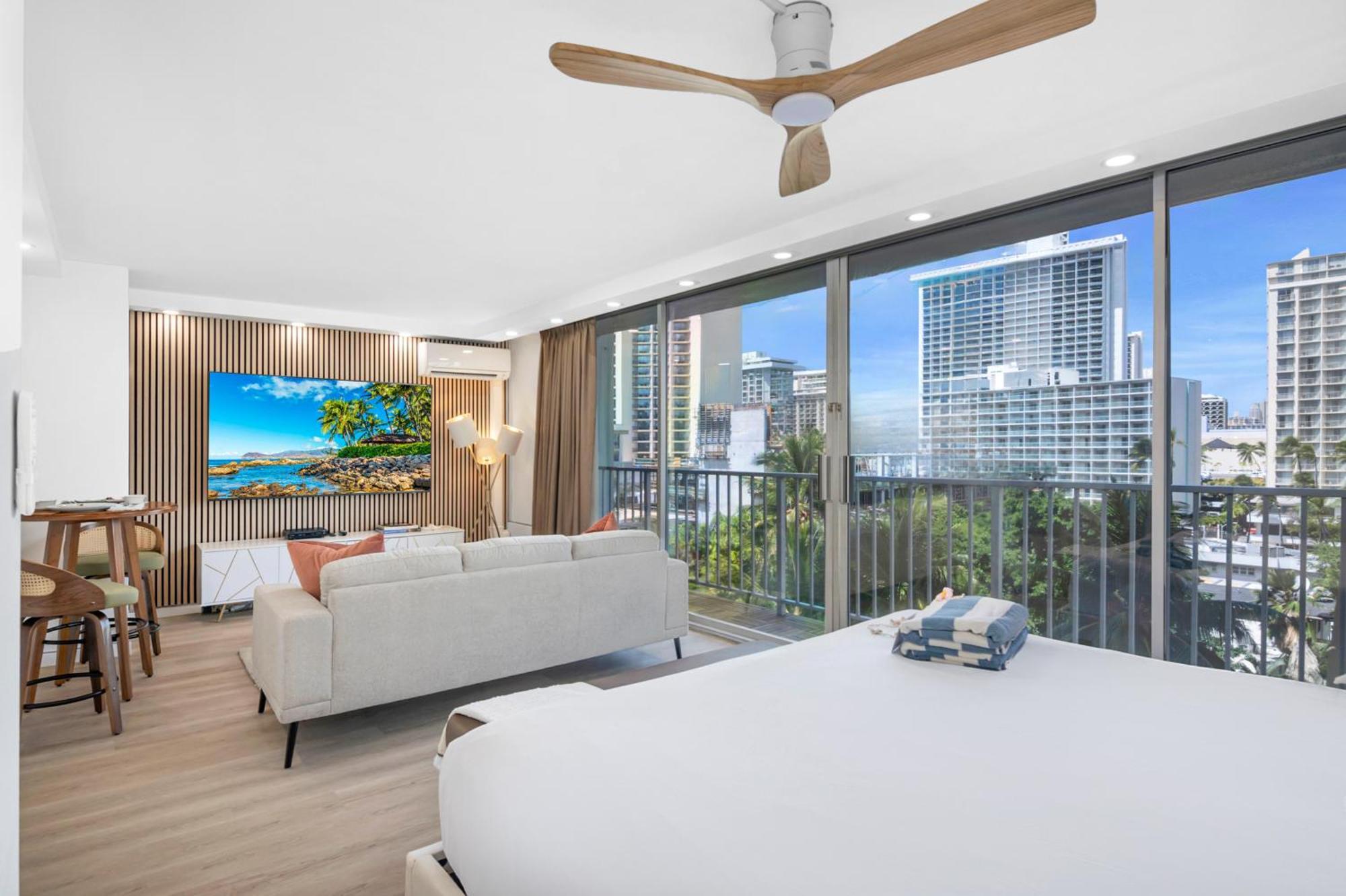 Steps To Waikiki Beach! Newly Renovated With 75" Tv Honolulu Exterior foto