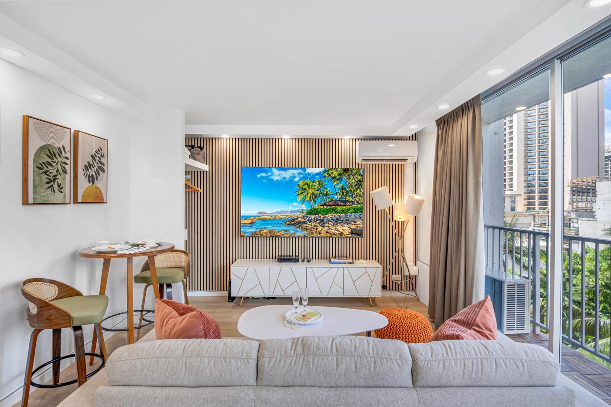 Steps To Waikiki Beach! Newly Renovated With 75" Tv Honolulu Exterior foto