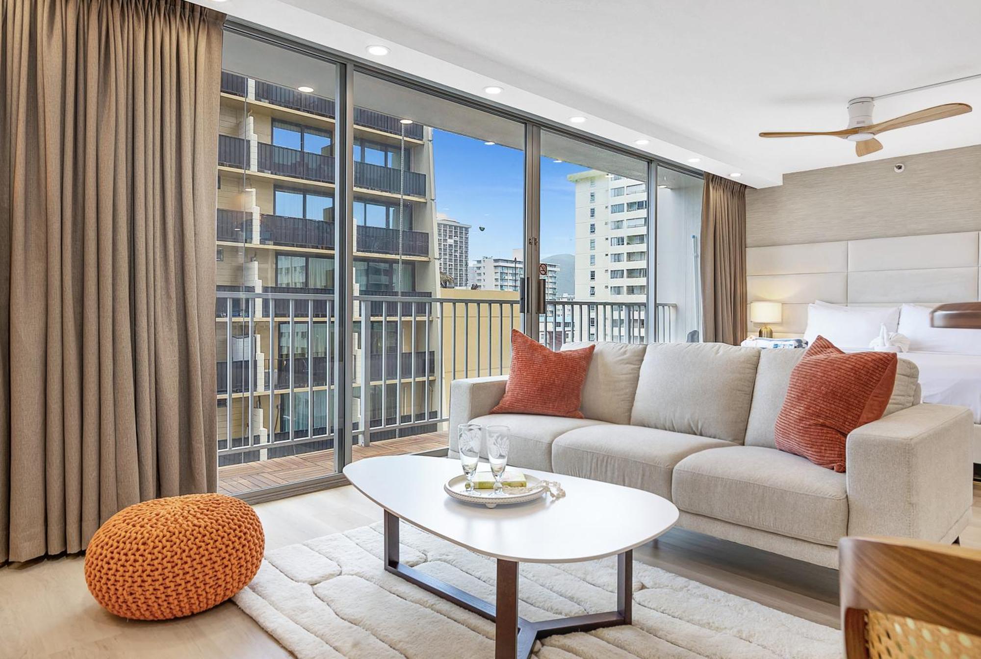 Steps To Waikiki Beach! Newly Renovated With 75" Tv Honolulu Exterior foto
